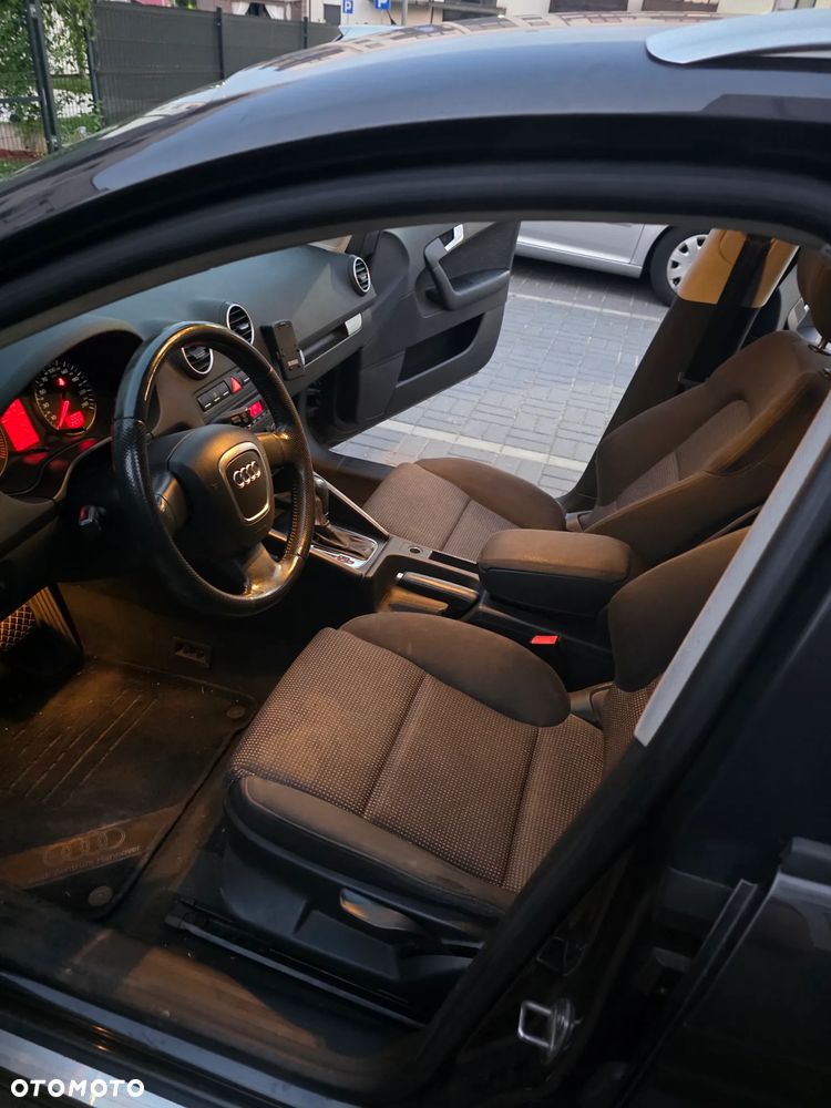 Audi A3 Sportback - 6