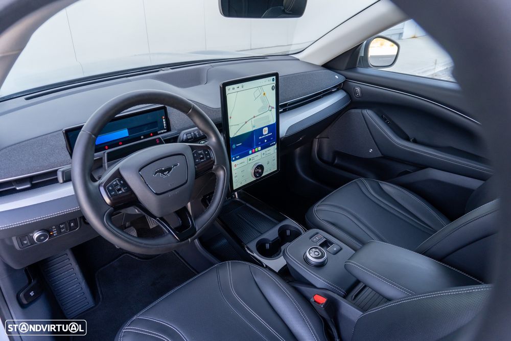 Ford Mustang Mach-E 75.7 kWh Premium AWD - 18