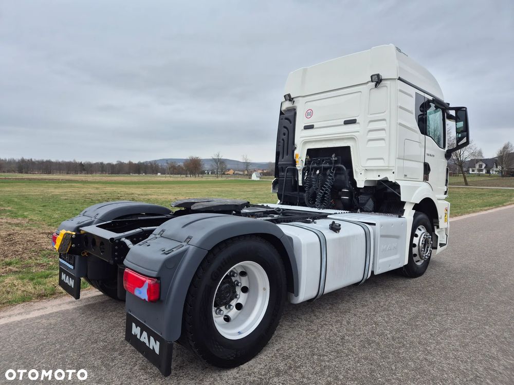 MAN TGS 18.400 18.470 NAUKA JAZDY STANDARD 4x2 / TGX 18.360 400 510 460 500 TOP STAN / ŚWIEŻO SPROWADZONY - 8