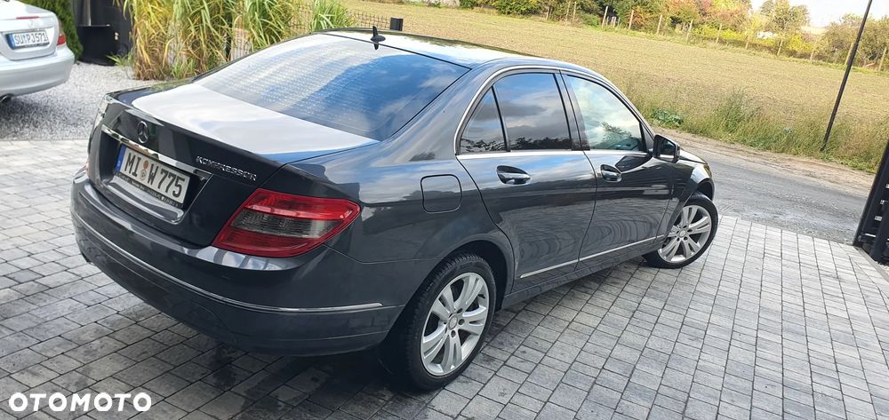 Mercedes-Benz Klasa C 200 Kompressor Avantgarde - 23