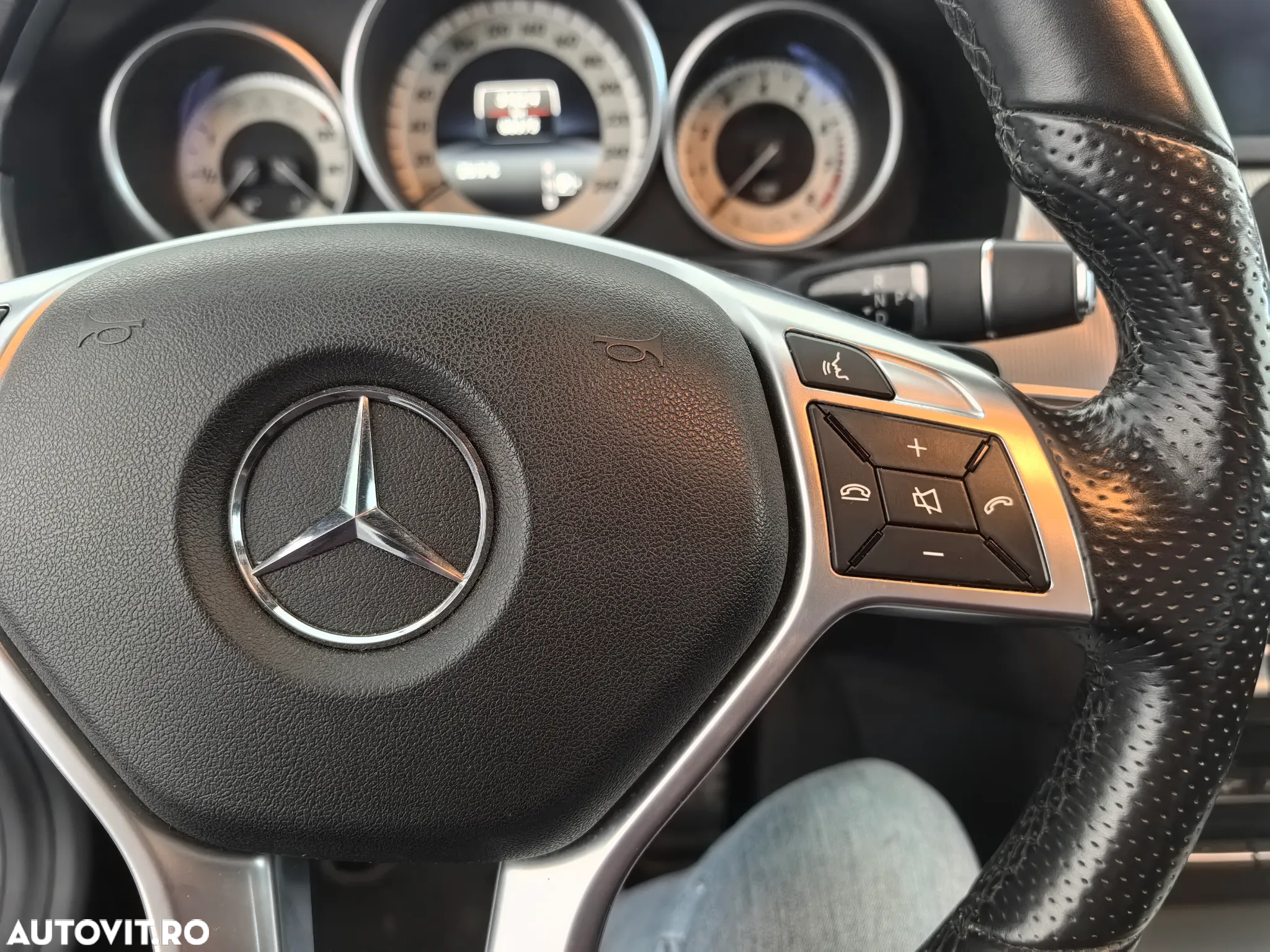 Mercedes-Benz E 250 Aut. - 16