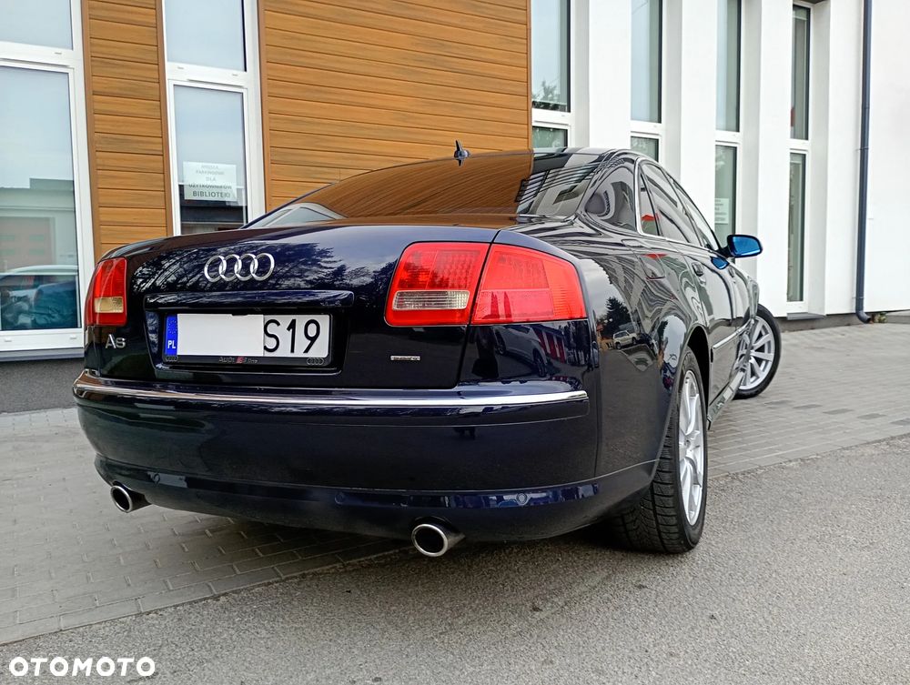 Audi A8 4.2 Quattro - 19