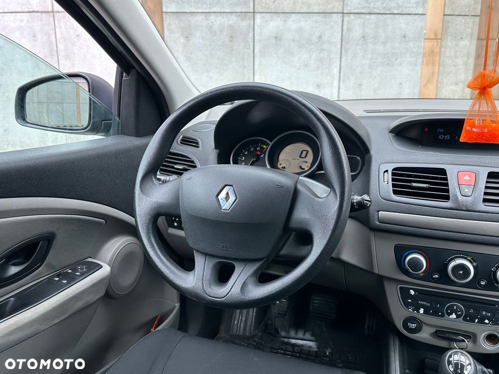 Renault Megane 1.6 16V Expression - 6