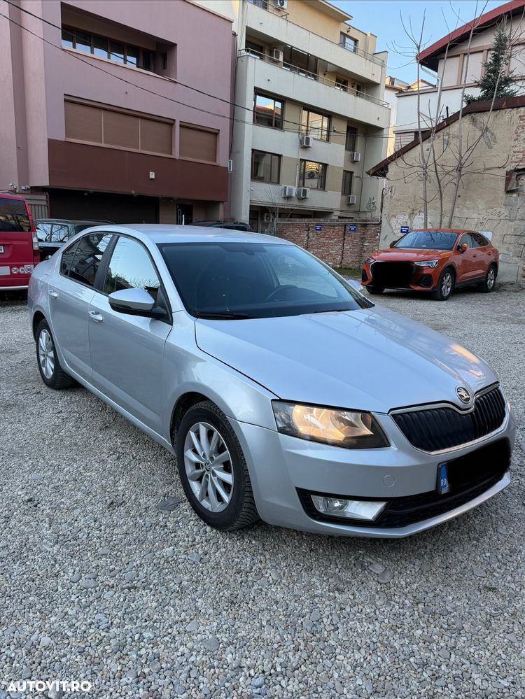 Skoda Octavia 1.6 TDI STYLE DSG - 1