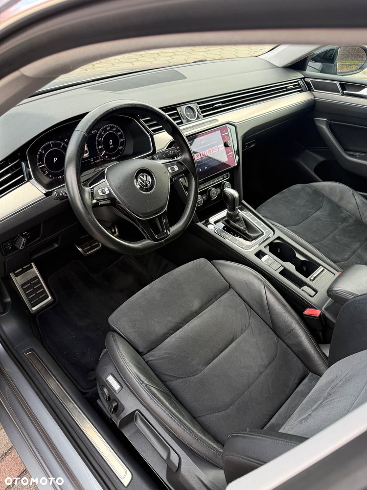 Volkswagen Arteon 2.0 TDI SCR DSG Elegance - 29