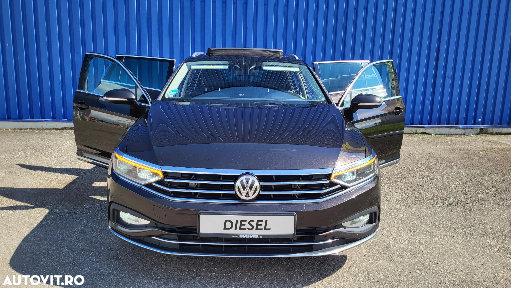 Volkswagen Passat Variant 2.0 TDI SCR DSG Elegance - 19