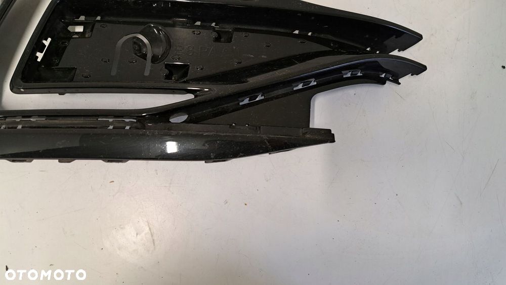 Kratka zderzaka przód prawa VW PAssat B8 LIFT GTE R LINE 19- - 2