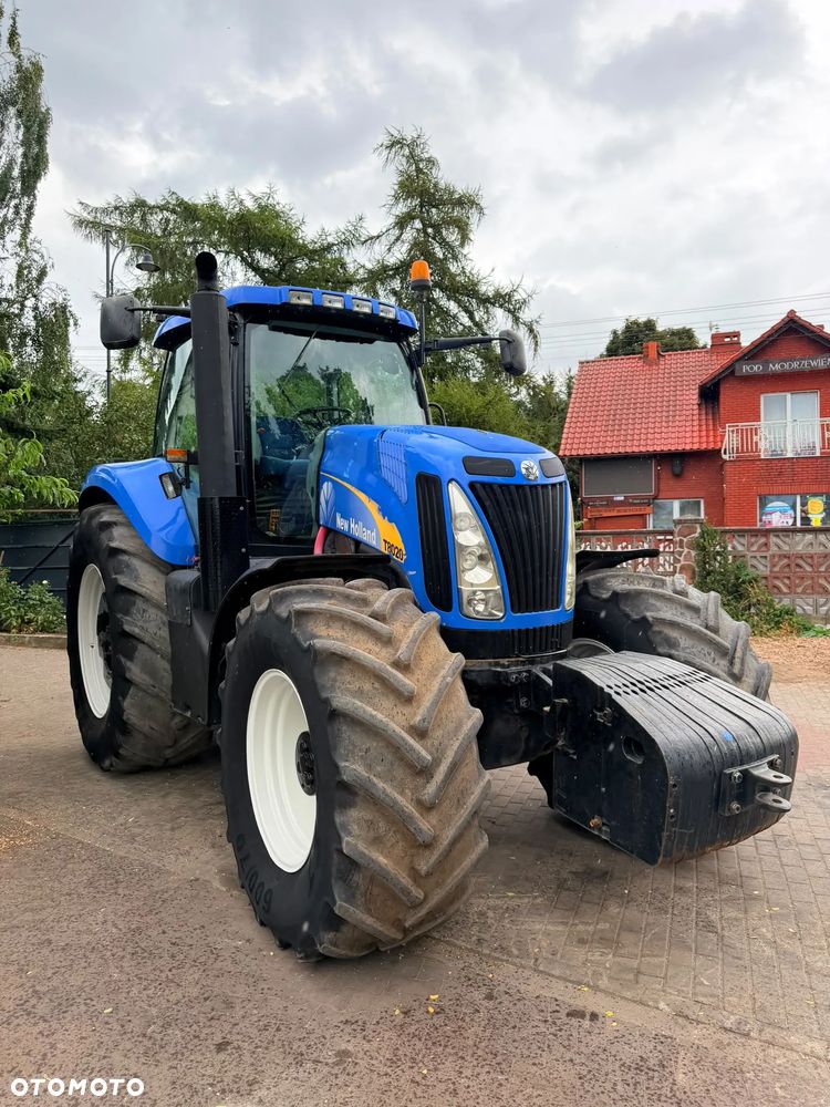New Holland T8020 - 11