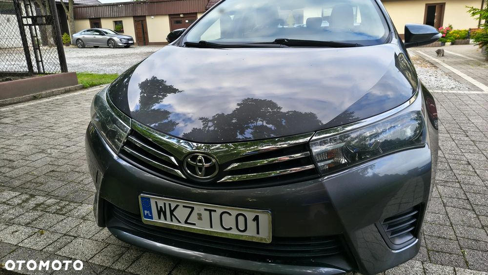 Toyota Corolla 1.6 Active - 26