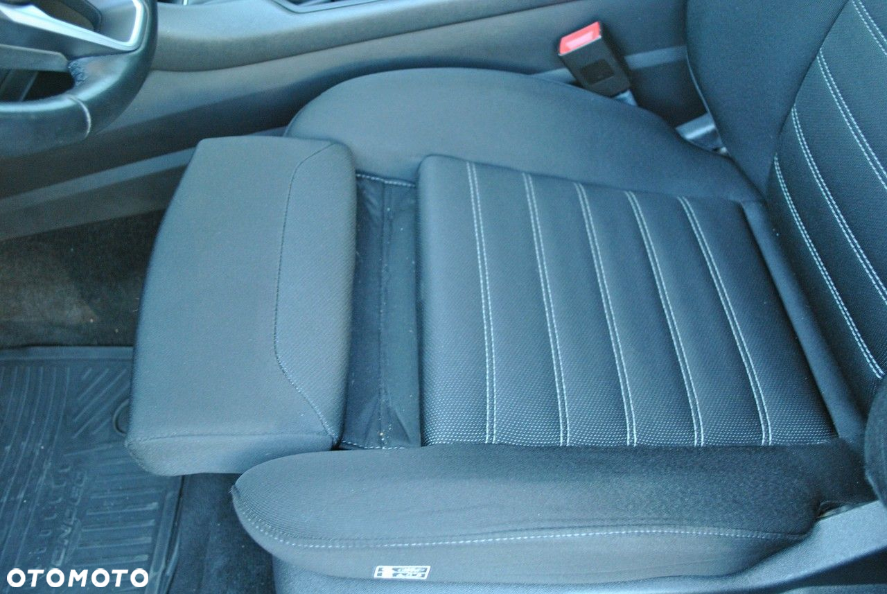 Ford Mondeo 2.0 EcoBlue Titanium - 19