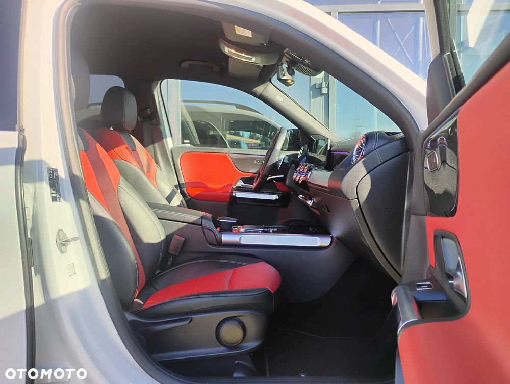 Mercedes-Benz GLB AMG 35 4-Matic - 15