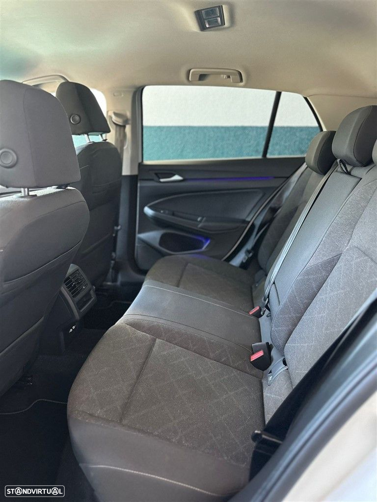 VW Golf 1.0 TSI Life - 13