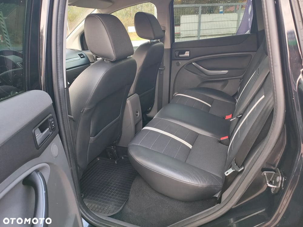 Ford Kuga 2.0 TDCi Titanium - 21