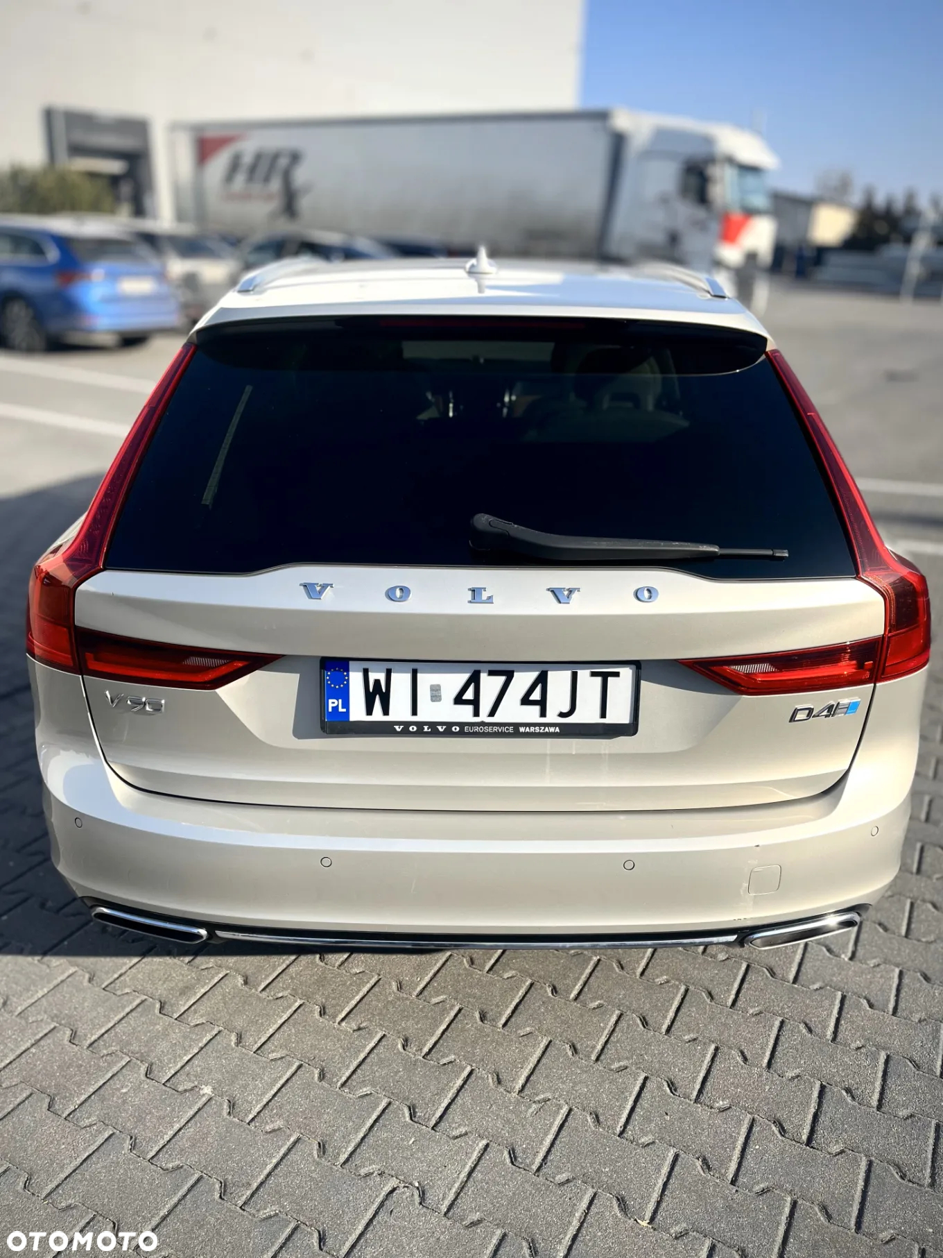 Volvo V90 D4 Inscription - 4