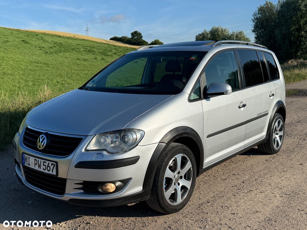 Volkswagen Touran 2.0 TDI DPF Cross - 28