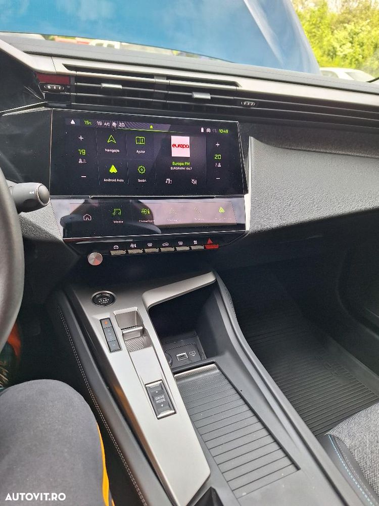 Peugeot 408 1.2L PureTech 130 S&S EAT8 Allure - 6