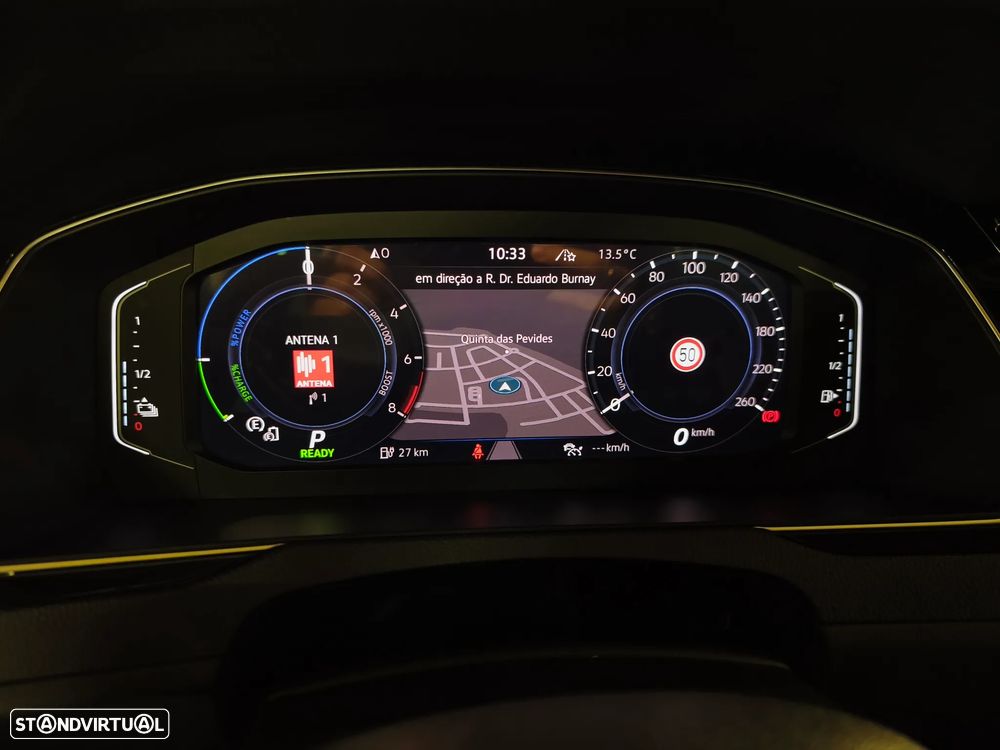 VW Passat Variant - 50