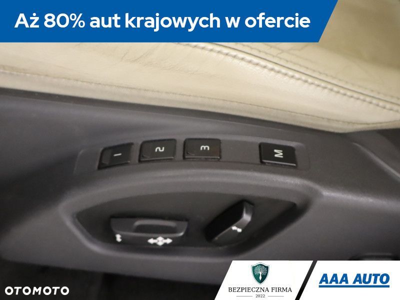 Volvo XC 60 - 22