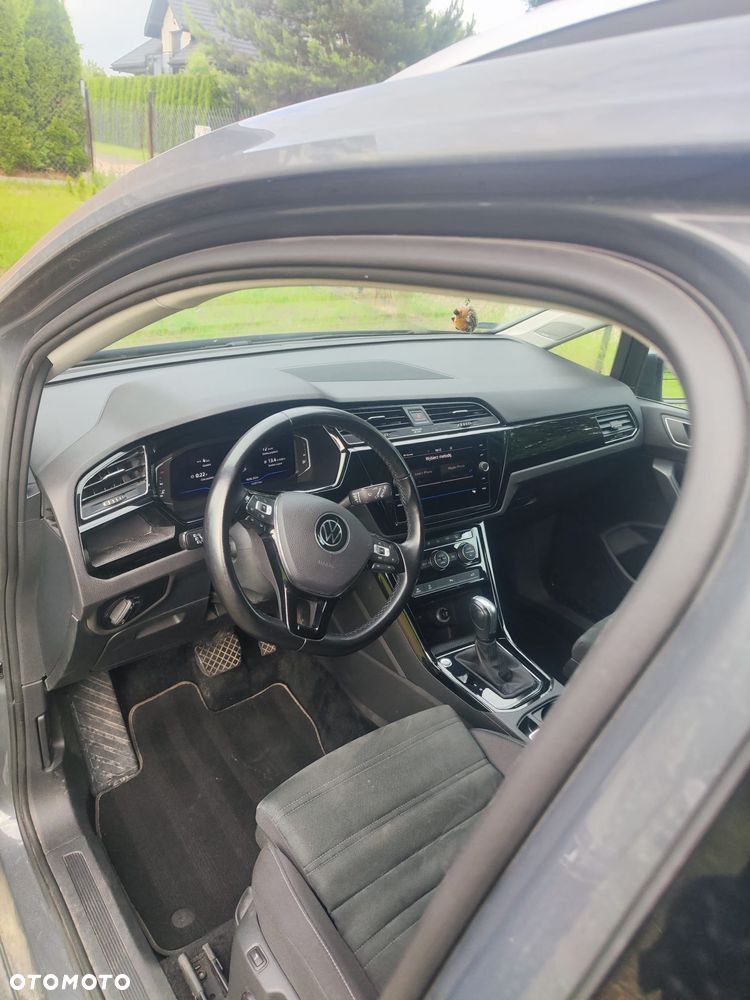 Volkswagen Touran 1.5 TSI EVO Highline DSG - 21