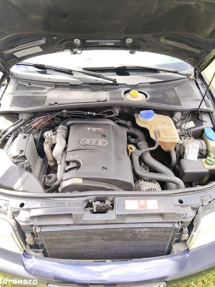 Audi A4 Limousine - 7