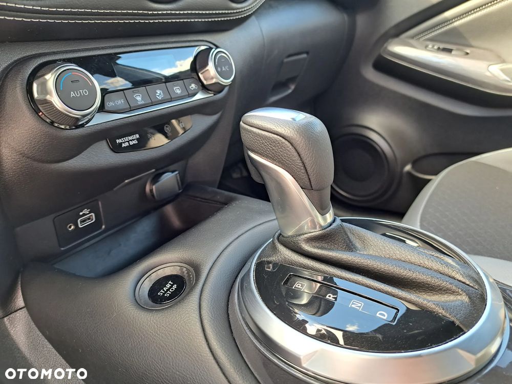 Nissan Juke 1.6 Hybrid Premiere Edition AMT - 18