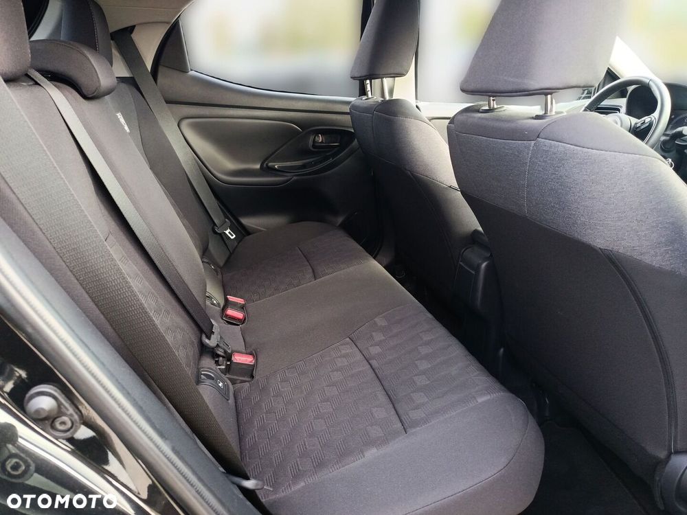 Toyota Yaris Hybrid 1.5 Style - 10