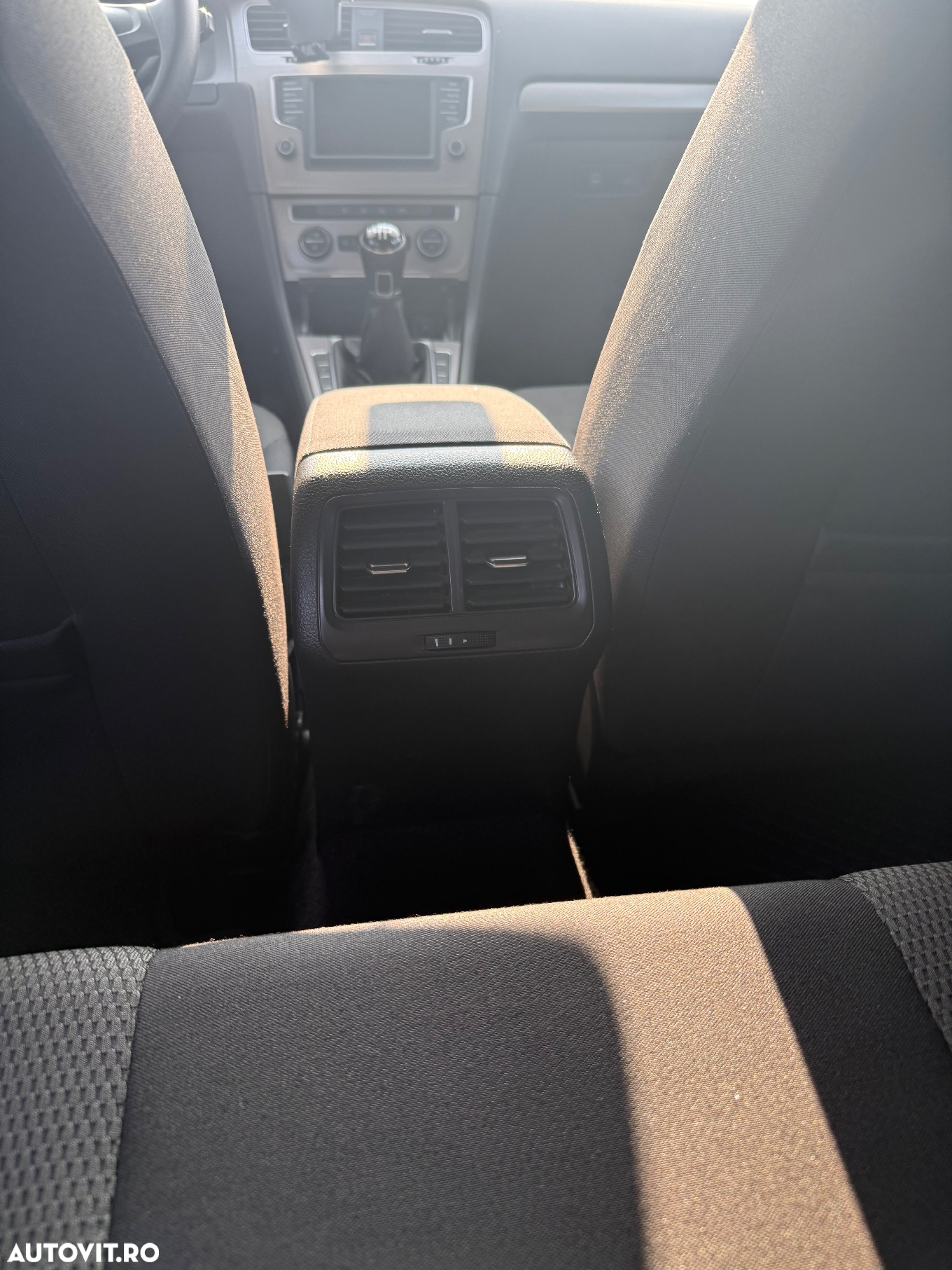 Volkswagen Golf 1.6 TDI DPF BMT Trendline - 19