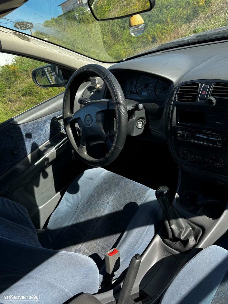 Mazda 323 - 7
