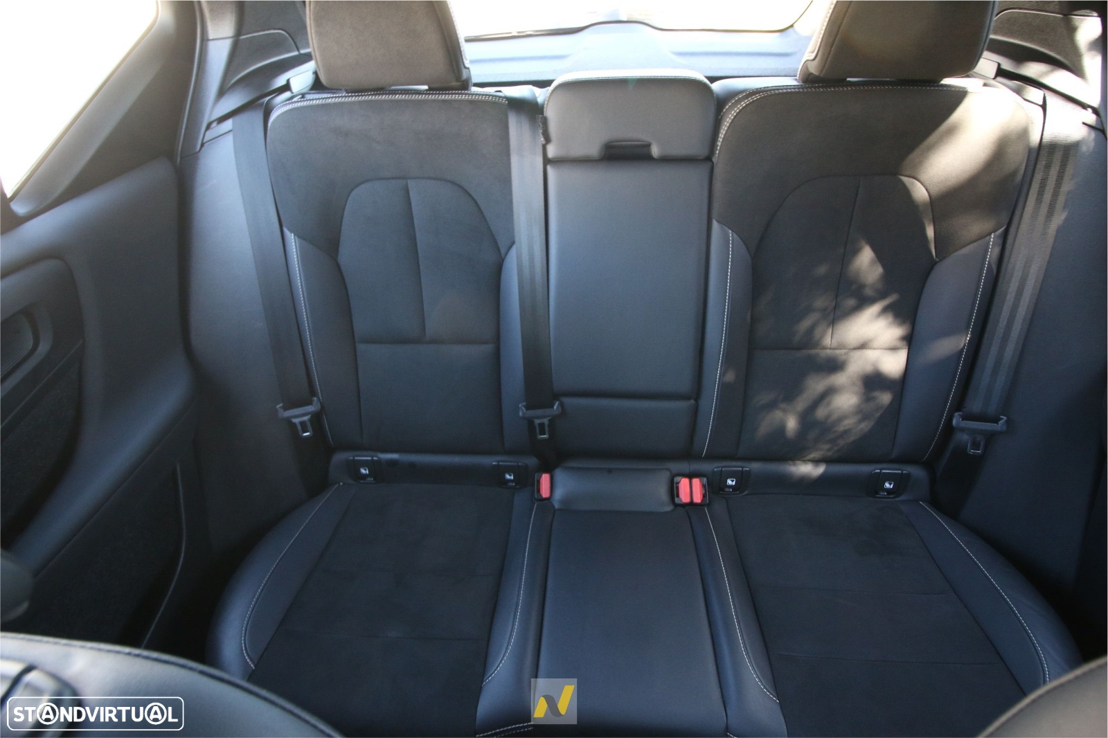 Volvo XC 40 1.5 T5 PHEV R-Design - 10
