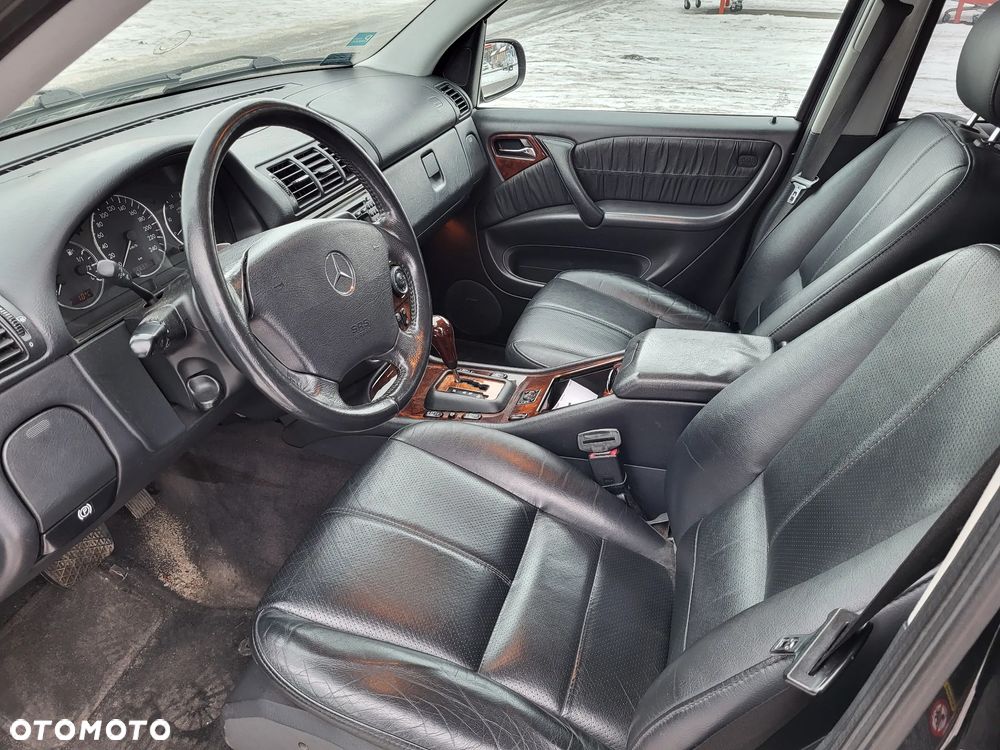 Mercedes-Benz ML - 11