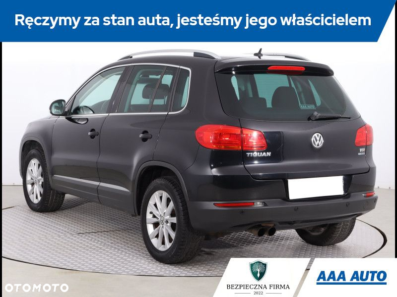 Volkswagen Tiguan - 5