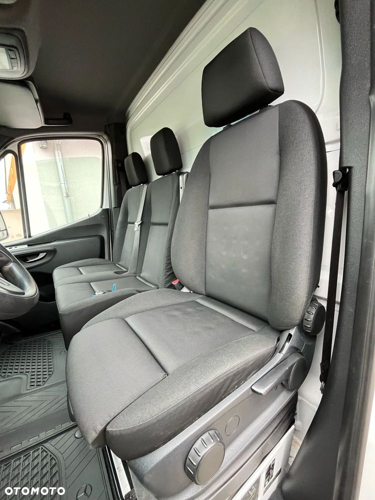 Mercedes-Benz Sprinter 516 - 31