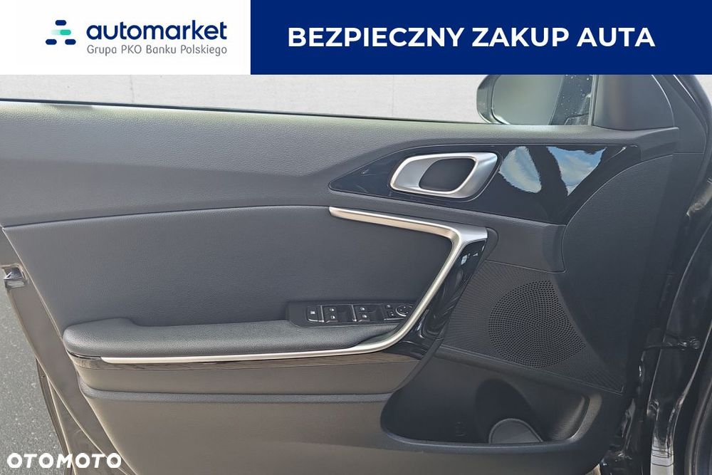 Kia Ceed 1.5 T-GDI M DCT - 11
