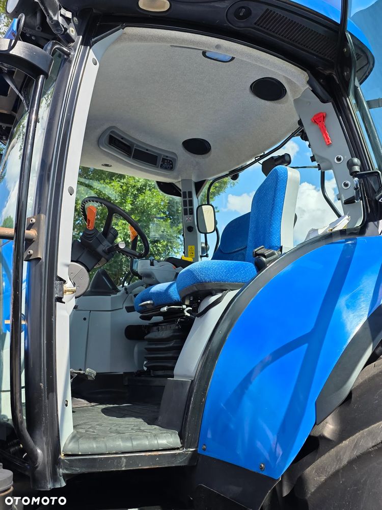 New Holland T7.220 PC 2014R - 15