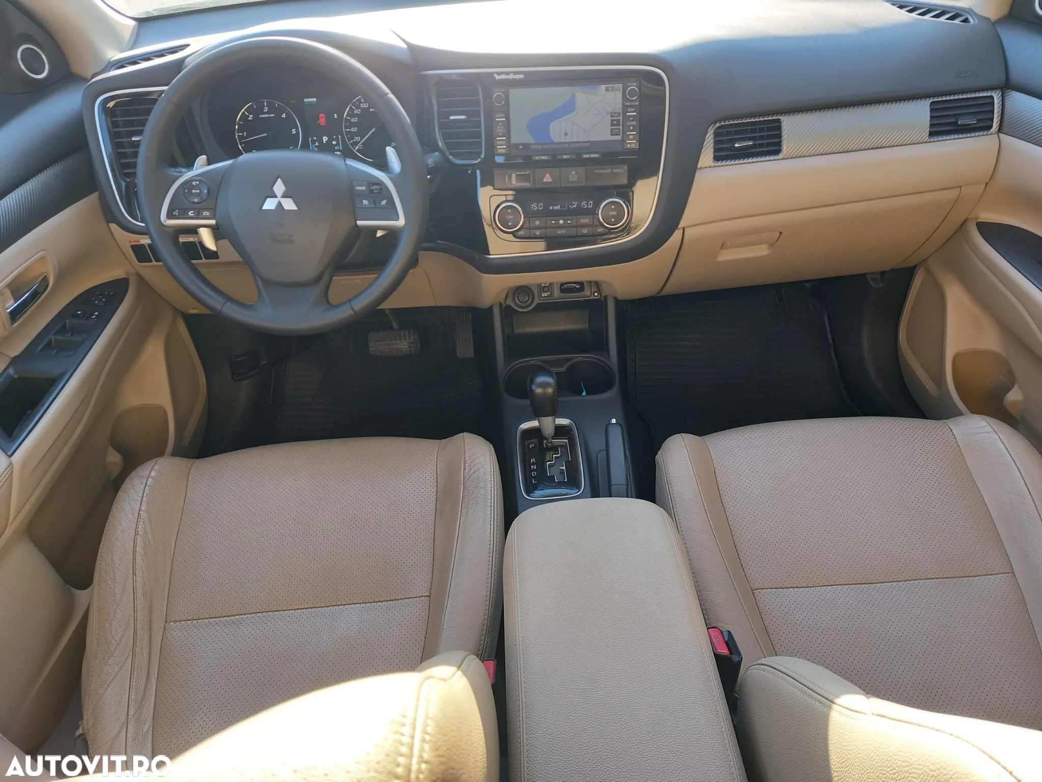 Mitsubishi Outlander 2.2L DI-D 6AT 4WD Intense+ A04 - 14