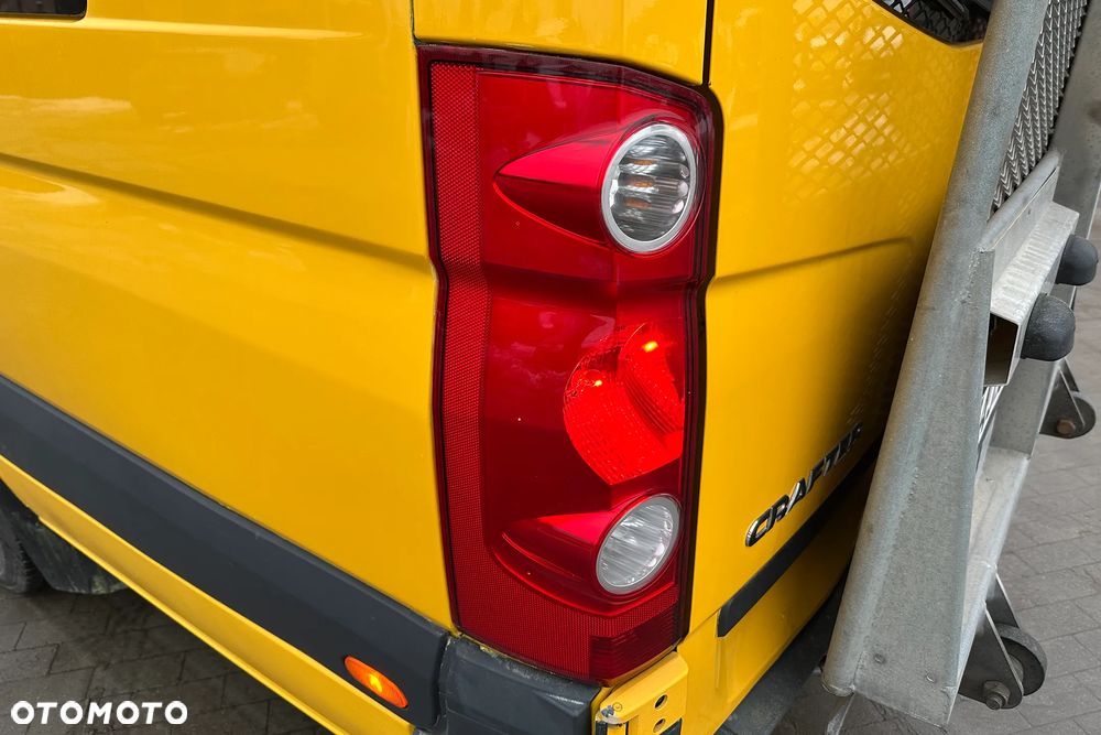 Volkswagen Crafter AUTOBUS - 13