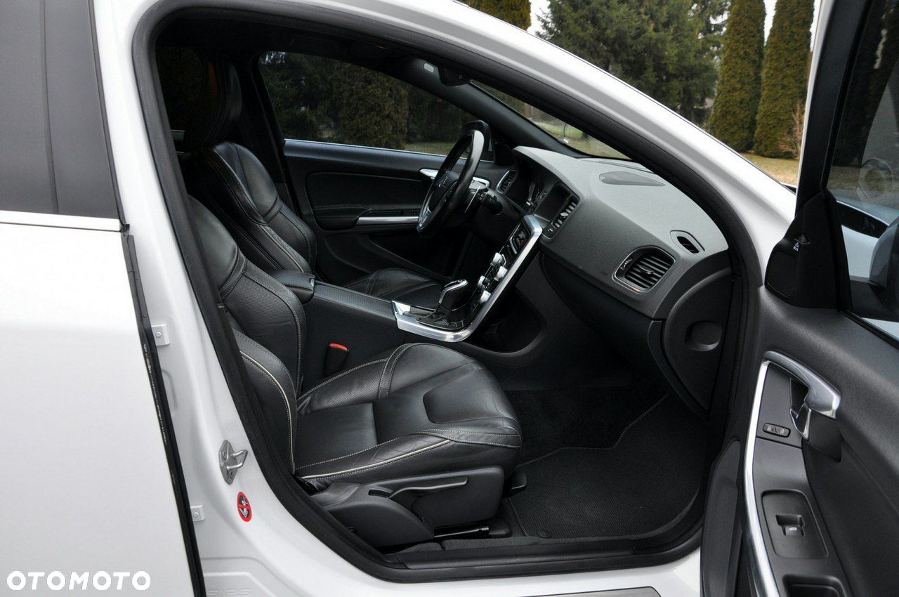 Volvo V60 - 17