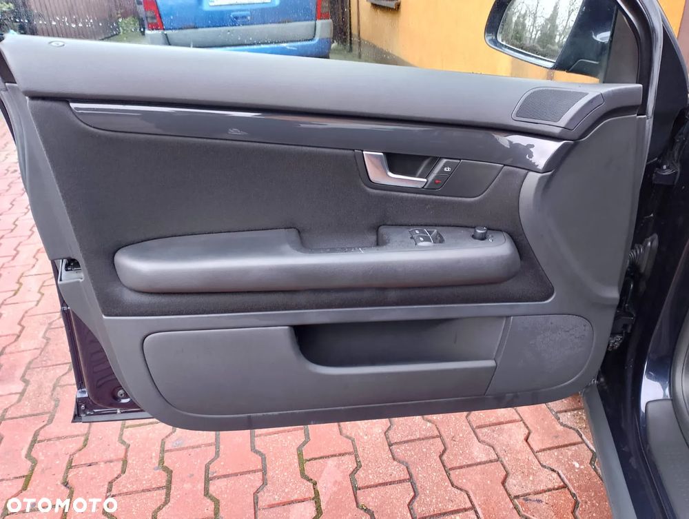 Audi A4 Avant 2 - 10