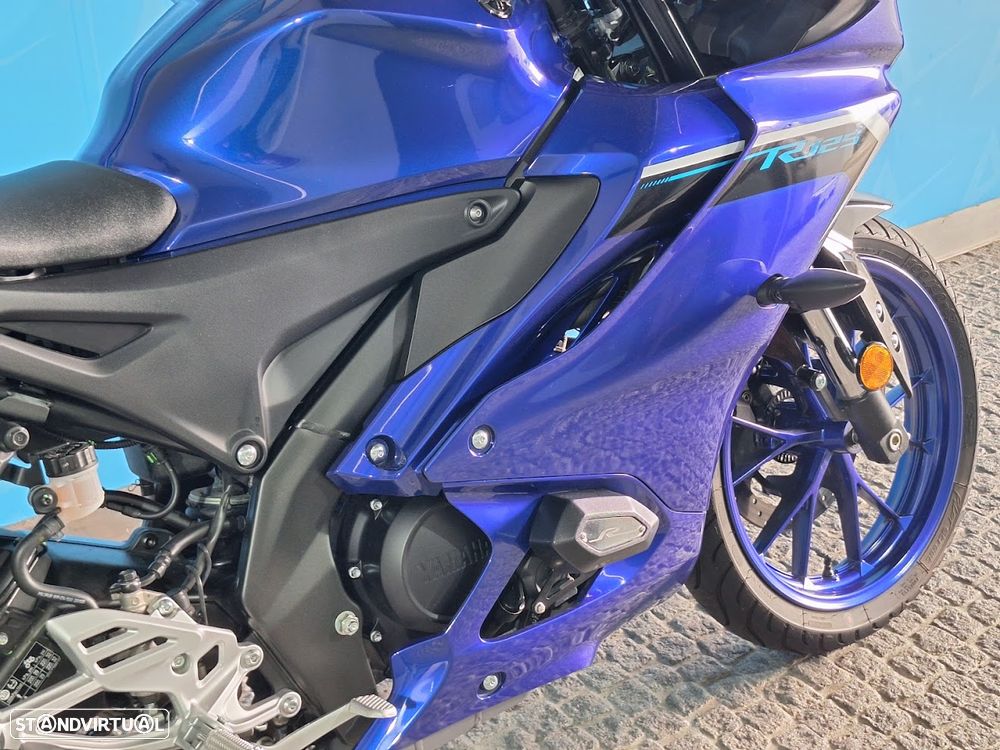 Yamaha R 125 - 4