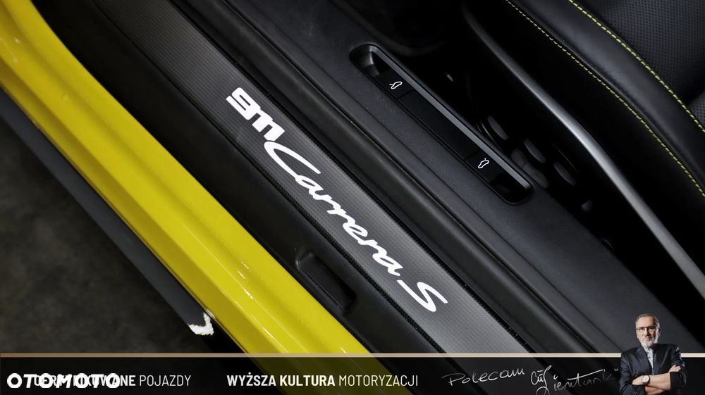 Porsche 911 Carrera S - 6