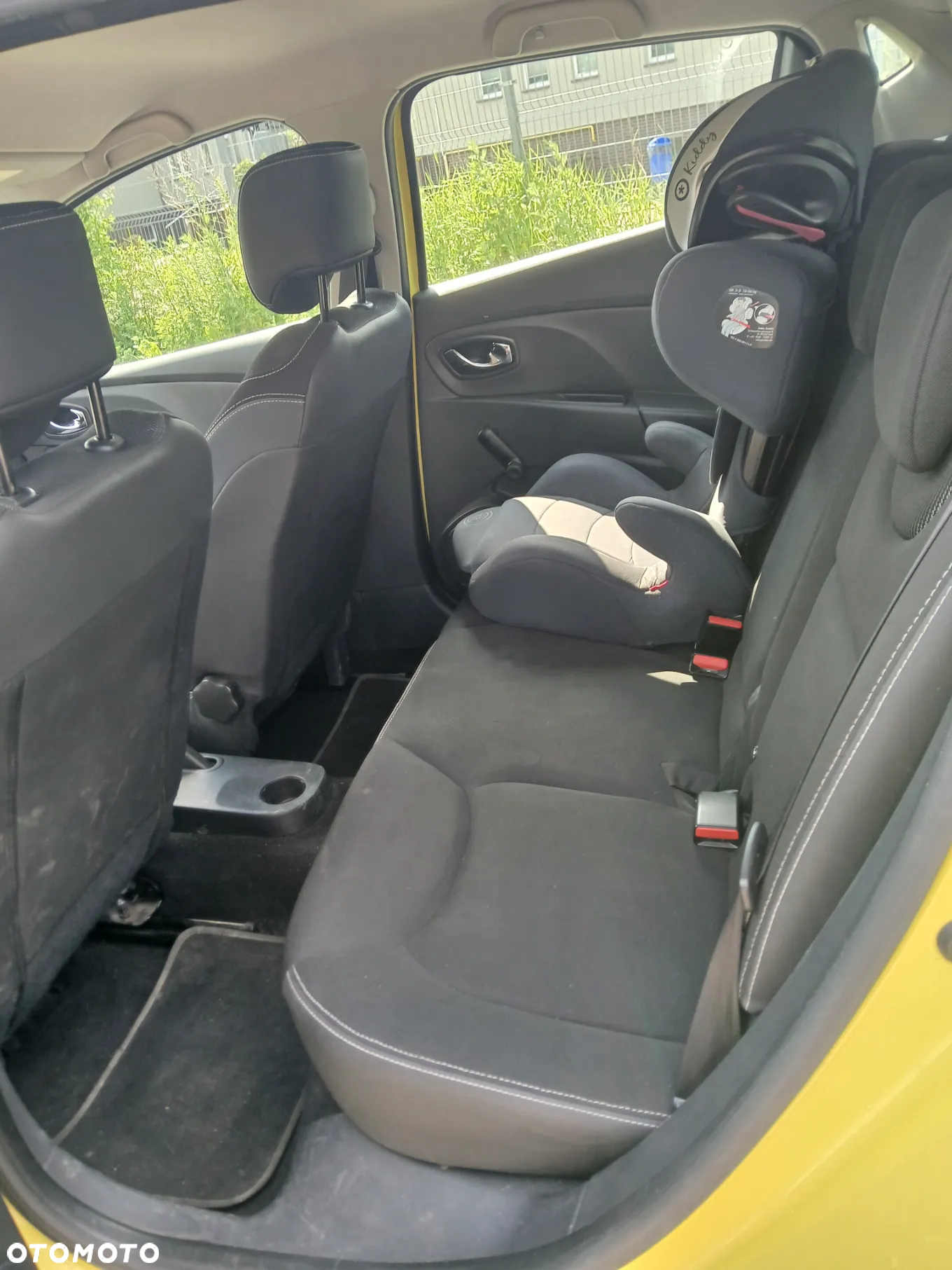 Renault Clio - 8