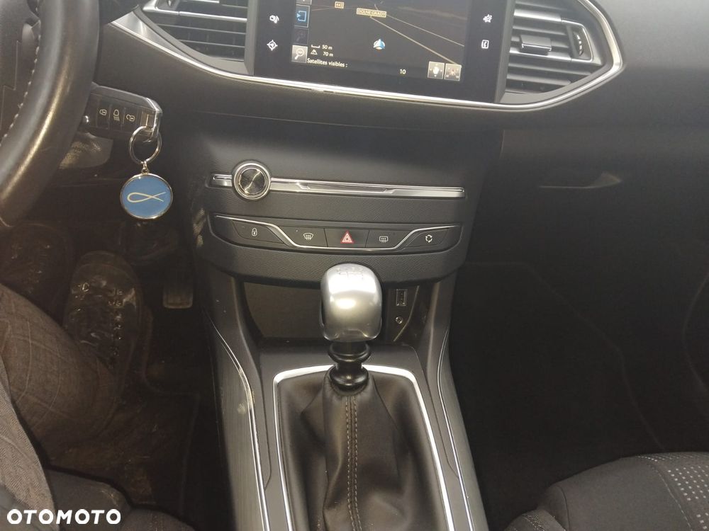 Peugeot 308 PureTech 130 Stop & Start Allure - 7