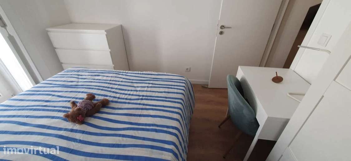 Predio mobilado com 3 apartamentos - Grande imagem: 5/12