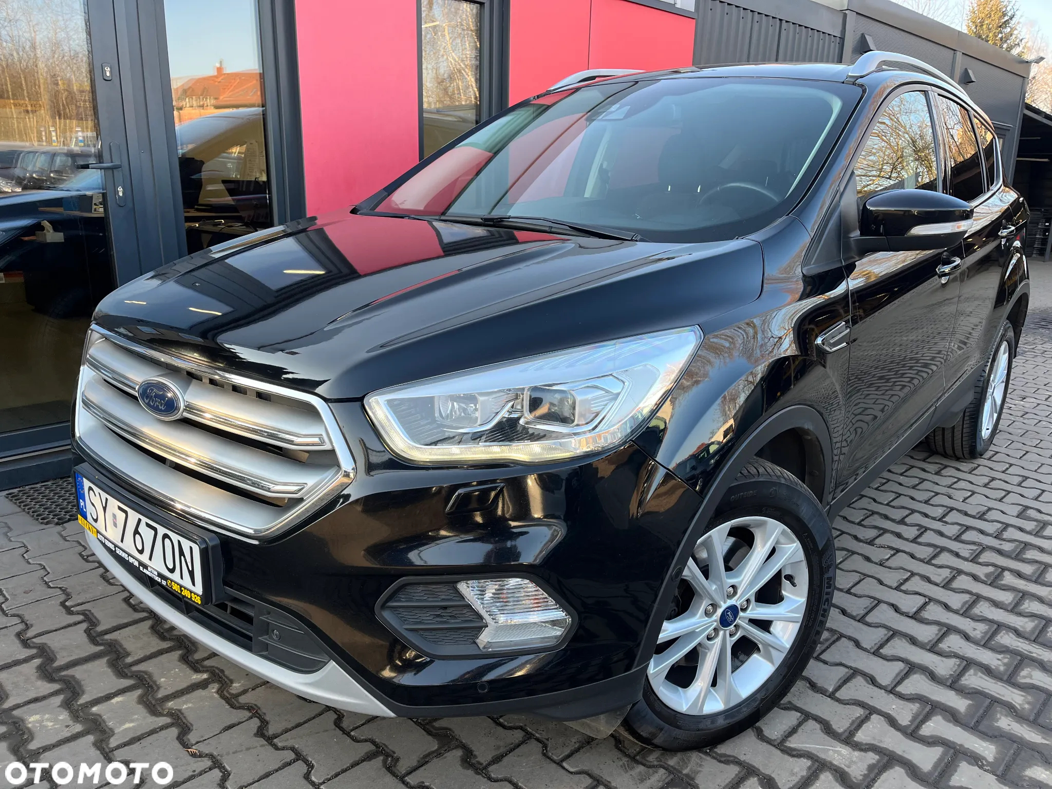 Ford Kuga 2.0 TDCi AWD Titanium - 3