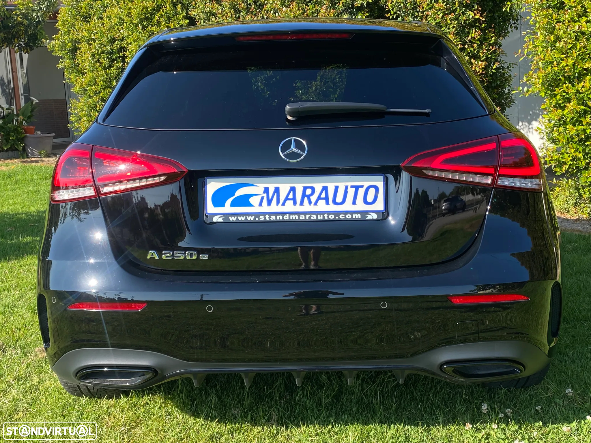 Mercedes-Benz A 250 e AMG Line - 9