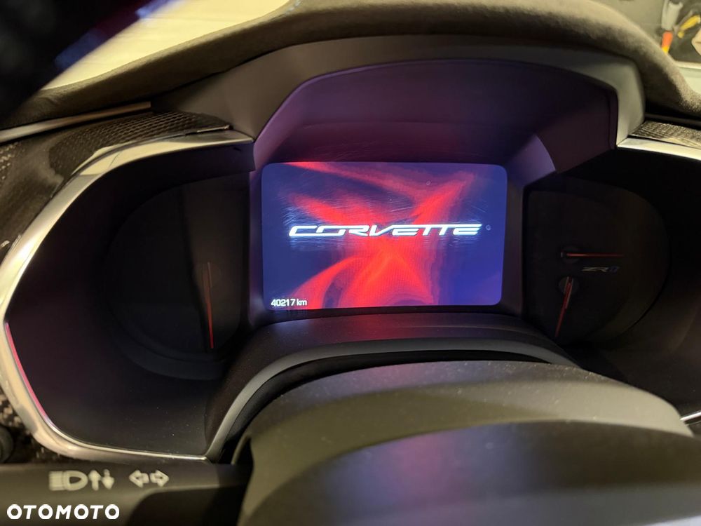 Chevrolet Corvette - 21