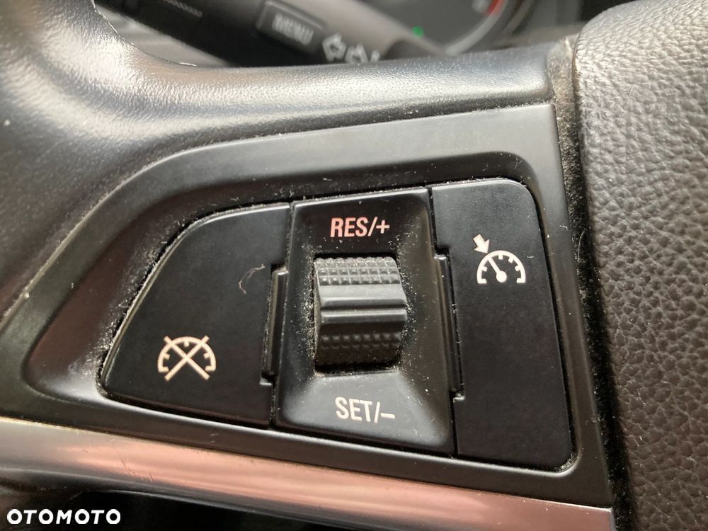 Opel Insignia 1.8 Cosmo - 9