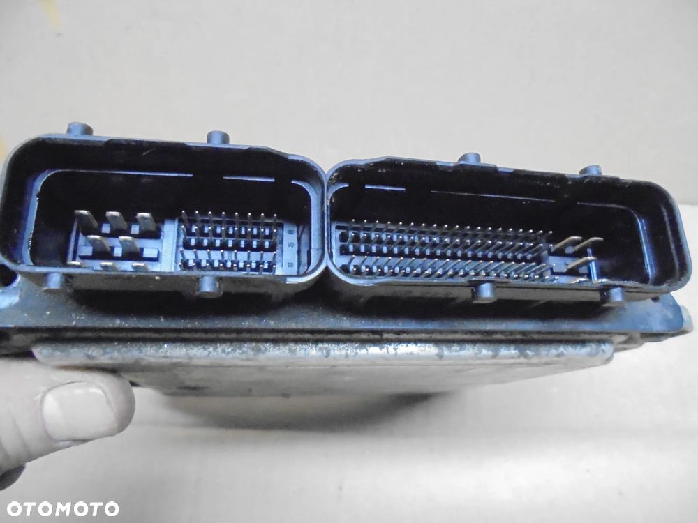 TOYOTA YARIS II 1.4 D4D STEROWNIK SILNIKA - 3