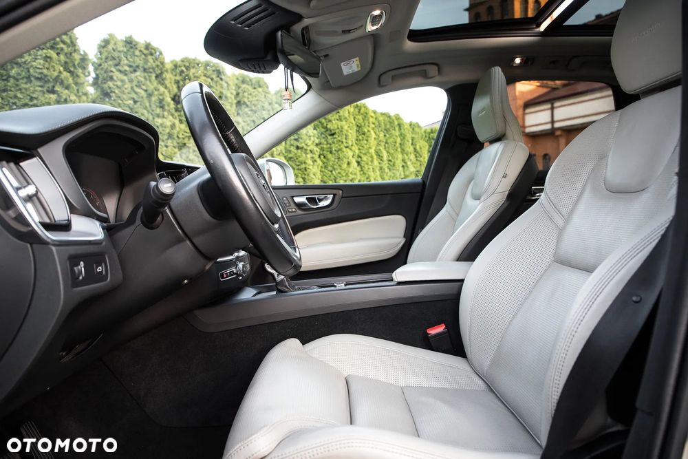Volvo XC 60 T5 AWD Inscription - 7