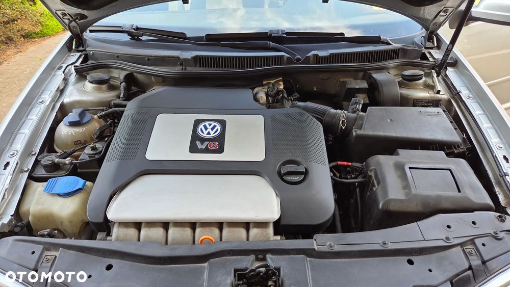 Volkswagen Golf 2.8 V6 4Mot - 19